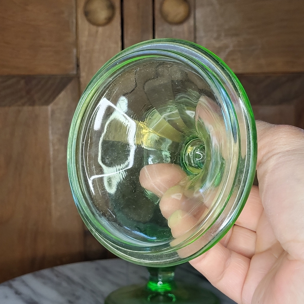 Elegant Green Glass Jar with Gold Accent - Picture 4 of 13
